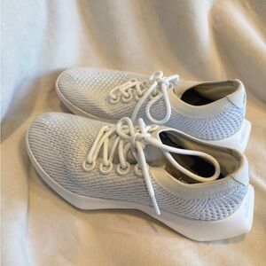 Allbirds women tree dashers size 8 women’s